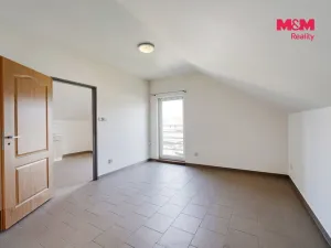 Pronájem bytu 2+kk, Chrást, tř. Čs. odboje, 45 m2