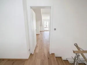 Prodej bytu 2+kk, Praha - Smíchov, 72 m2