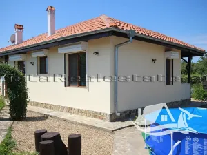 Prodej rodinného domu, Bezvoditsa, Bulharsko, 160 m2