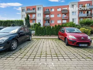 Prodej bytu 2+kk, Jesenice, Na Okruhu, 42 m2