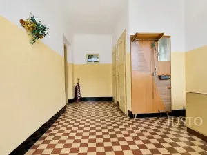 Prodej rodinného domu, Bernartice, 514 m2