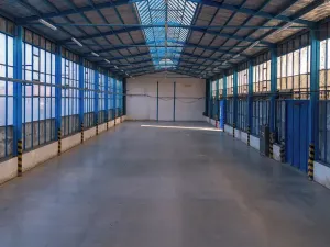 Pronájem skladu, Ostrava, 30404 m2