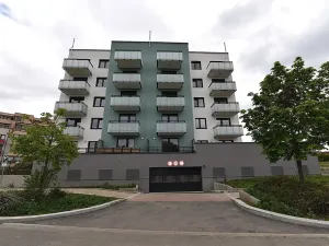 Prodej bytu 3+kk, Praha - Strašnice, Strančická, 138 m2
