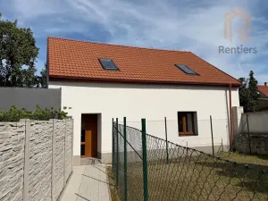 Prodej rodinného domu, Rostoklaty, 137 m2