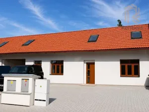 Prodej rodinného domu, Rostoklaty, 145 m2