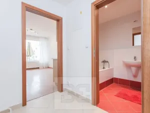 Prodej bytu 1+kk, Praha - Zličín, Tulešická, 31 m2