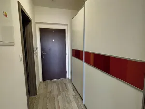 Pronájem bytu 1+kk, Praha - Letňany, Kadečkové, 34 m2