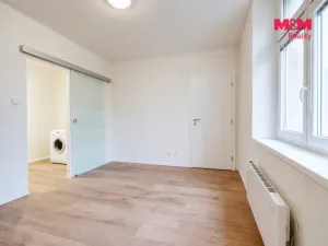 Prodej bytu 2+kk, Plzeň - Doubravka, Masarykova, 45 m2