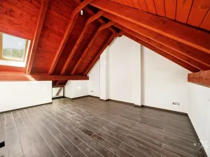 Prodej rodinného domu, Černolice, Ke dvoru, 375 m2