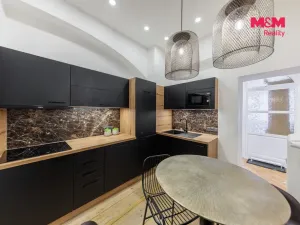 Prodej bytu 2+1, Karlovy Vary, Tržiště, 51 m2