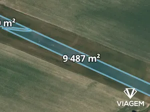 Prodej podílu pole, Hostim, 1388 m2