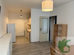 Pronájem bytu 2+kk, Neratovice, Dr. E. Beneše, 40 m2