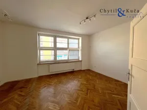 Pronájem bytu 1+1, Přerov, Žerotínovo nám., 30 m2