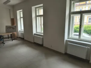 Prodej kanceláře, Mariánské Lázně, Ruská, 64 m2