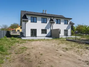 Prodej rodinného domu, Přerov nad Labem, 127 m2