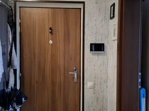 Prodej bytu 2+1, Karlovy Vary, Západní, 59 m2