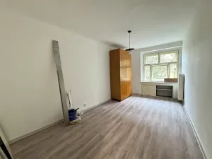 Pronájem bytu 3+1, Praha - Žižkov, Lucemburská, 74 m2