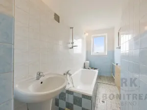 Prodej rodinného domu, Černá Hora, Budovatelská, 267 m2