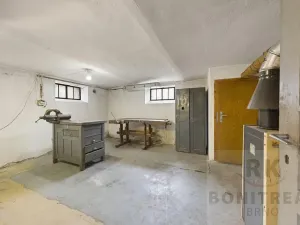 Prodej rodinného domu, Černá Hora, Budovatelská, 267 m2