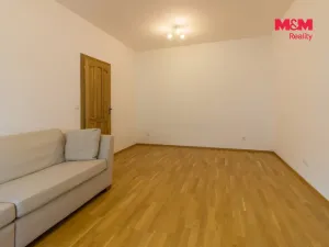Pronájem bytu 2+kk, Praha, Argentinská, 40 m2
