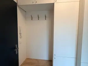Prodej bytu 1+kk, Praha - Hlubočepy, Divíškové, 37 m2