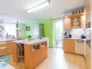 Prodej vícegeneračního domu, Staré Město, 144 m2