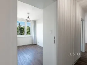 Pronájem bytu 2+kk, Praha - Kobylisy, Pohnertova, 43 m2
