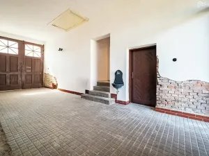 Pronájem obchodního prostoru, Rosice, Brněnská, 84 m2