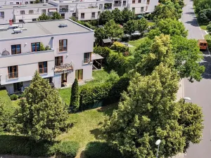 Prodej bytu 2+kk, Zbuzany, Lomená, 51 m2