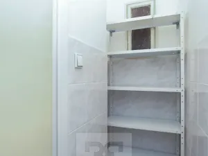 Pronájem bytu 2+1, Praha - Holešovice, Vinařská, 52 m2