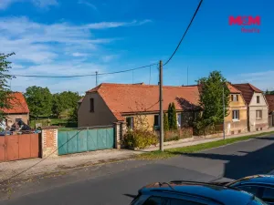 Prodej rodinného domu, Blšany u Loun, 400 m2