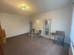 Pronájem bytu 2+1, Holoubkov, 60 m2