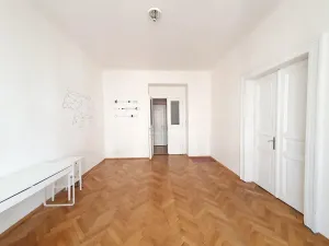 Pronájem bytu 3+1, Praha - Vinohrady, Chodská, 77 m2