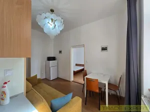 Pronájem bytu 2+kk, Praha - Michle, Nuselská, 38 m2
