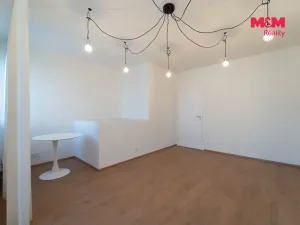 Prodej rodinného domu, Ořech, Karlštejnská, 112 m2