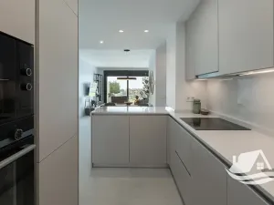 Prodej bytu 3+kk, Estepona, Španělsko, 73 m2