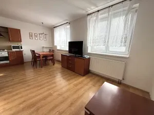 Pronájem bytu 2+kk, Šlapanice, Švehlova, 39 m2