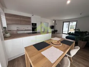 Prodej rodinného domu, Lužany, 156 m2