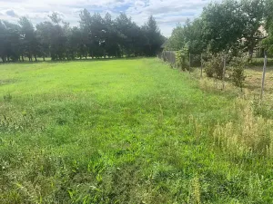 Prodej pozemku pro bydlení, Sány, 2358 m2