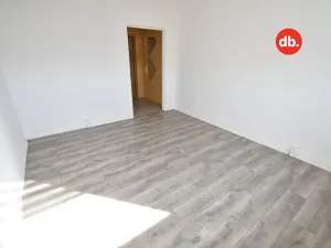Pronájem bytu 2+1, Hroznětín, Sídliště, 60 m2
