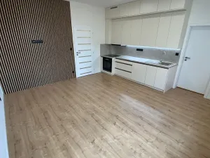 Prodej bytu 3+1, Zlín, Tyršova, 76 m2