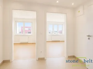Prodej bytu 2+kk, Praha - Hlubočepy, Fabiánové, 45 m2