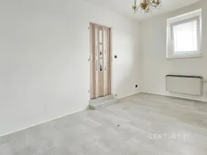 Pronájem bytu 2+1, Dubí, Nerudova, 38 m2