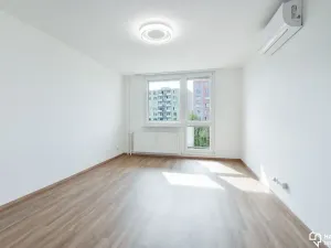 Pronájem bytu 2+1, Olomouc, Schweitzerova, 56 m2