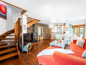 Prodej rodinného domu, Květnice, Sosnová, 170 m2