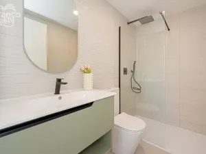Prodej bytu 3+kk, Villajoyosa, Alicante, Španělsko, 81 m2
