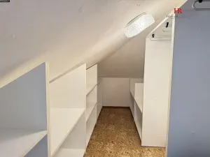 Pronájem bytu 4+1, Benešov, Antuškova, 114 m2