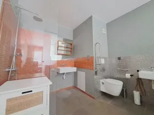 Pronájem bytu 2+1, Zlín, Středová, 58 m2