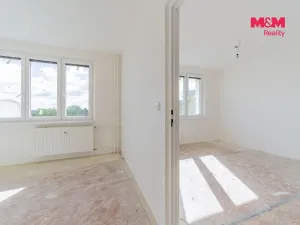 Prodej bytu 1+1, Cheb, Lesní, 36 m2