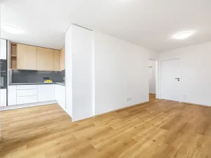 Prodej bytu 3+kk, Praha - Černý Most, Pospíchalova, 73 m2